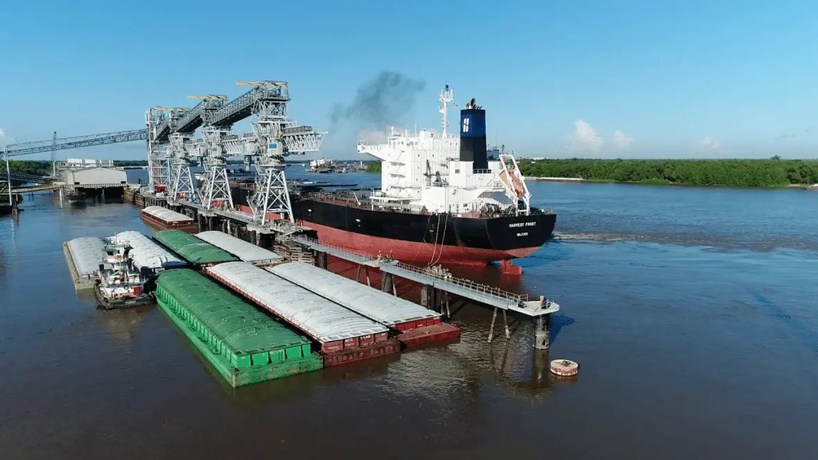 Adm barge stevedooring